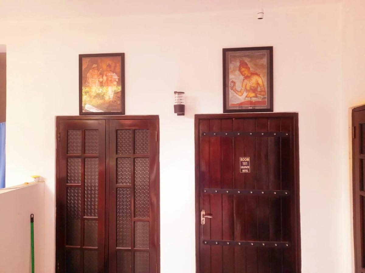 Heritage Rangiri Villa Dambulla Luaran gambar
